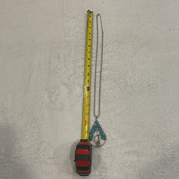 Long Turquoise Giraffe Necklace - Picture 4 of 5